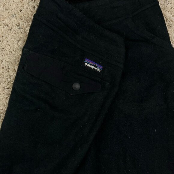 Patagonia Black Fleece Pants Size XS Sweatpants w Snap Pocket Tapered Leg - Picture 1 of 11